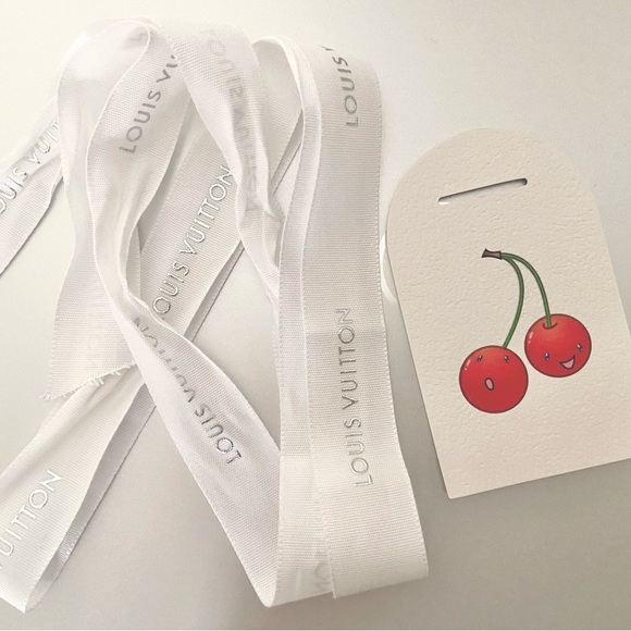Louis Vuitton Takashi Murakami Cherry Box with Gift Tag and Ribbon - Picture 8 of 8